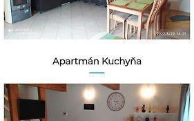 Apartman Sisi